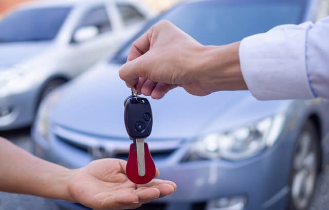 How to Get a Loaner Car from Dealership