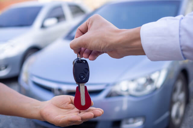 How to Get a Loaner Car from Dealership