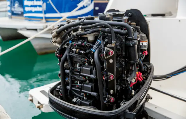 How to Put a Car Engine in a Boat