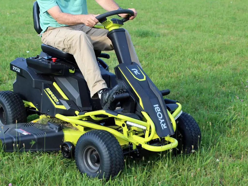 How to Transport a Riding Lawn Mower without a Trailer