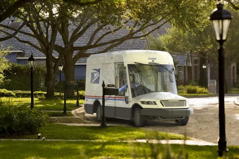 How to Track USPS Truck