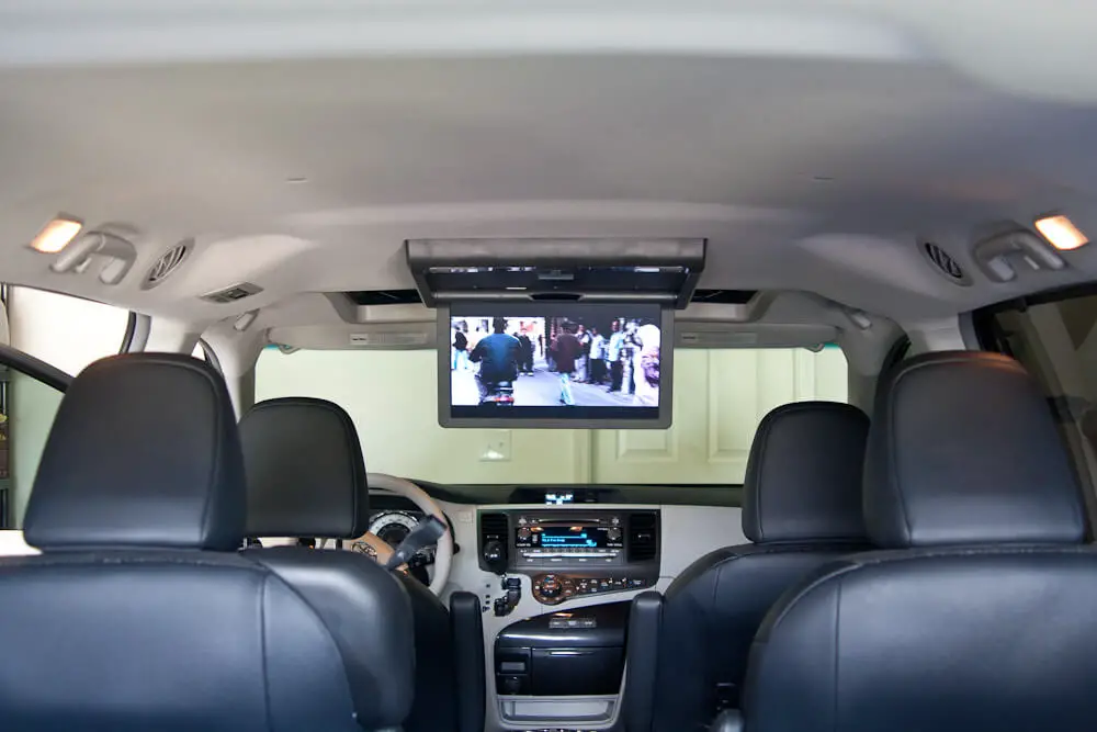 How to Play DVD in Toyota Sienna without Remote