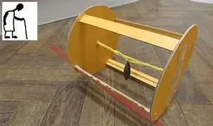 Coloque el dispositivo de cuerda un lápiz o un palillo