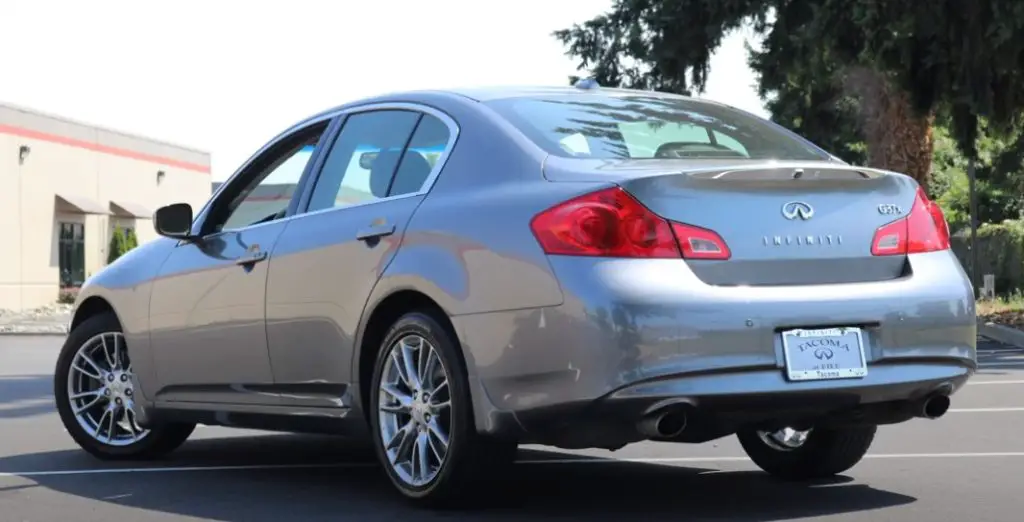 Infiniti G37X Sedan