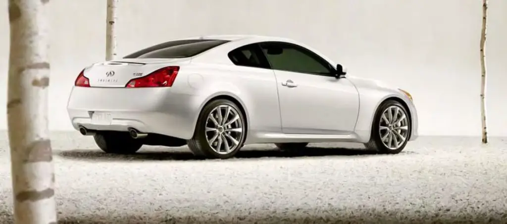 Infiniti G37X Review
